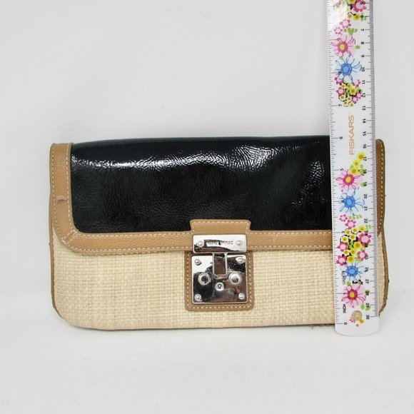 Nine West Straw Design and Black Patent Leather Clutch Purse - Picture 5 of 12